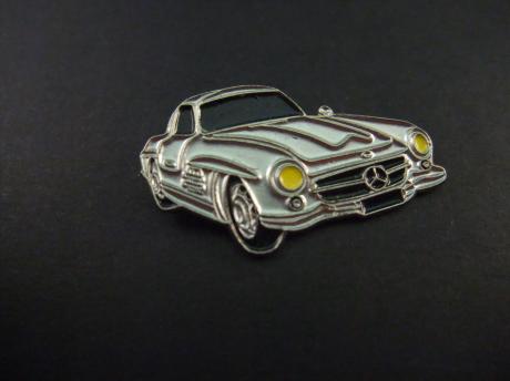 Mercedes-Benz 200- SL Coupé zilverkleur